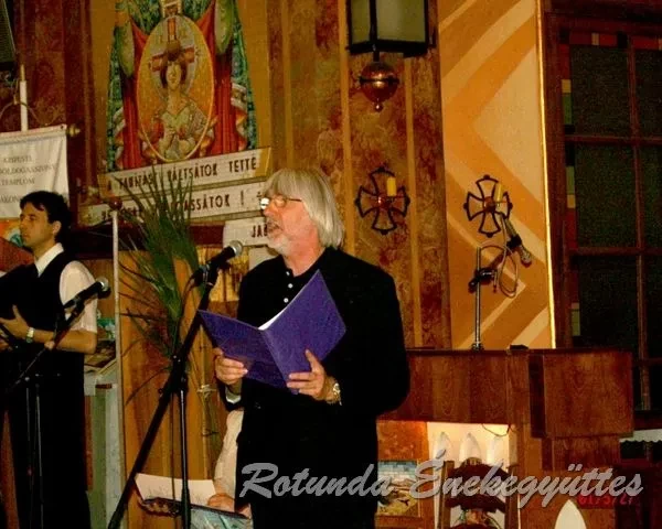 rotunda 2001 05 27