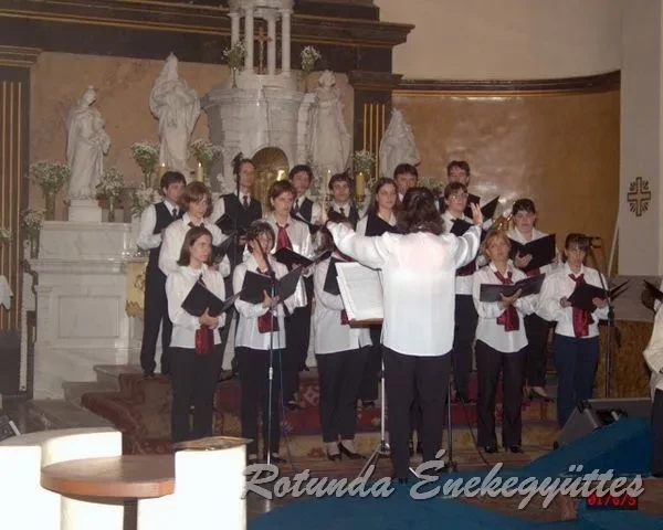 rotunda 2001 06 03