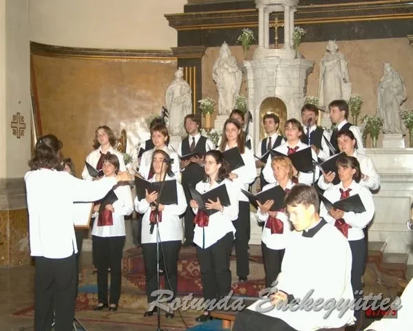 rotunda 2001 06 03