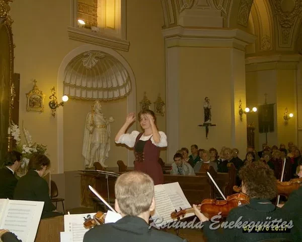rotunda 2002 10 06