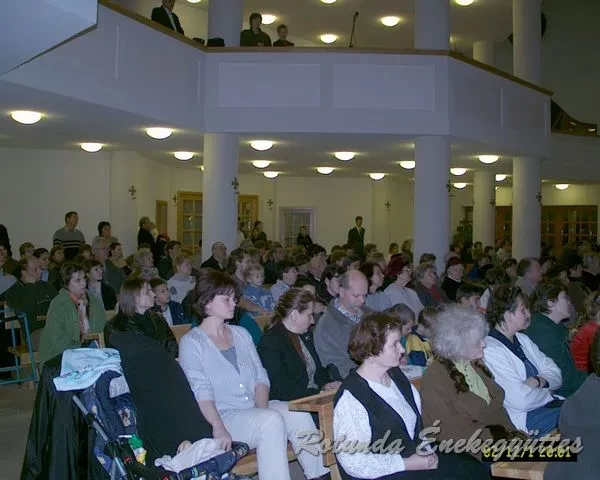 rotunda 2002 12 01