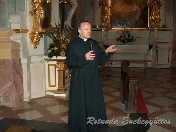 rotunda 2006 09
