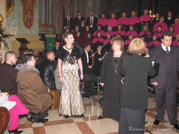 rotunda 2006 09